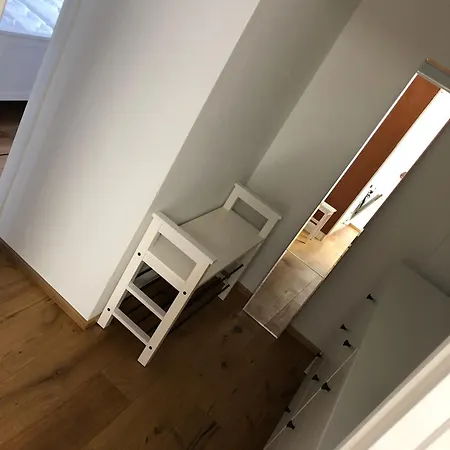 Wetzel Domaso Apartment